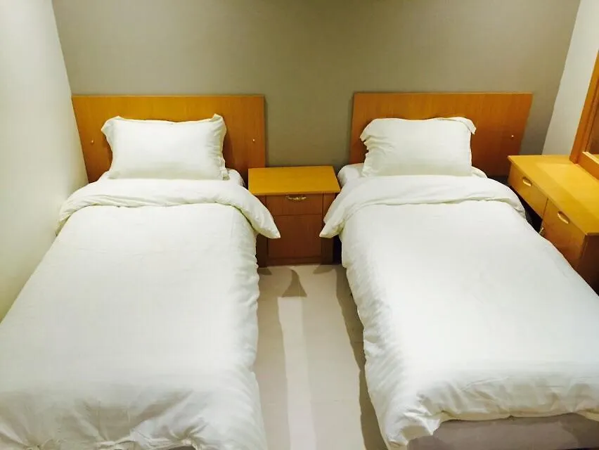Al Amoria Furnished Apartments 4 Riyadh 3*,